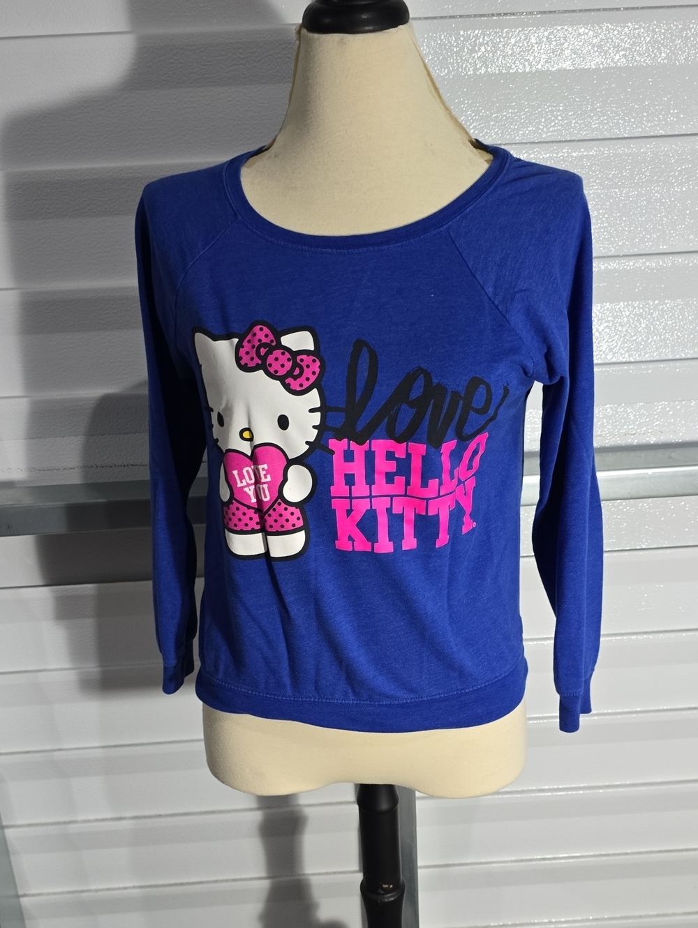 Hello Kitty Girls' Blue Long-Sleeve Top Size Medium